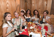 Daller Tracht Wiesn-Anstich im Weinzelt am 22. September 2018  (©Foto. Daller Tracht)
